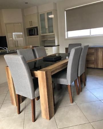 Central Executive 3Br Townhouse 50M To Dean Street Олбері Екстер'єр фото
